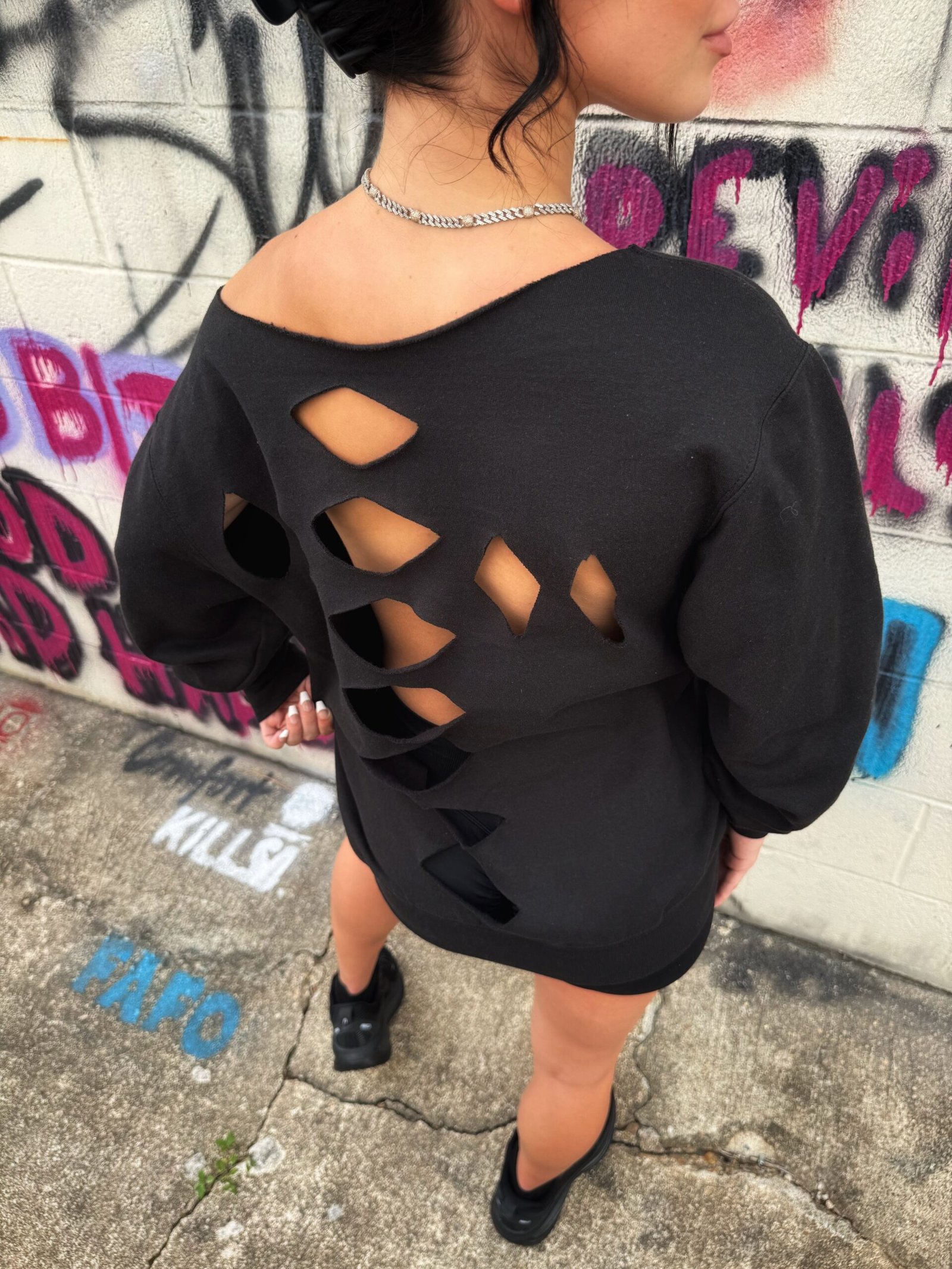 COMICS 3 ROAD RASH DIAMOND CROSS WIDENECK SWEATSHIRT